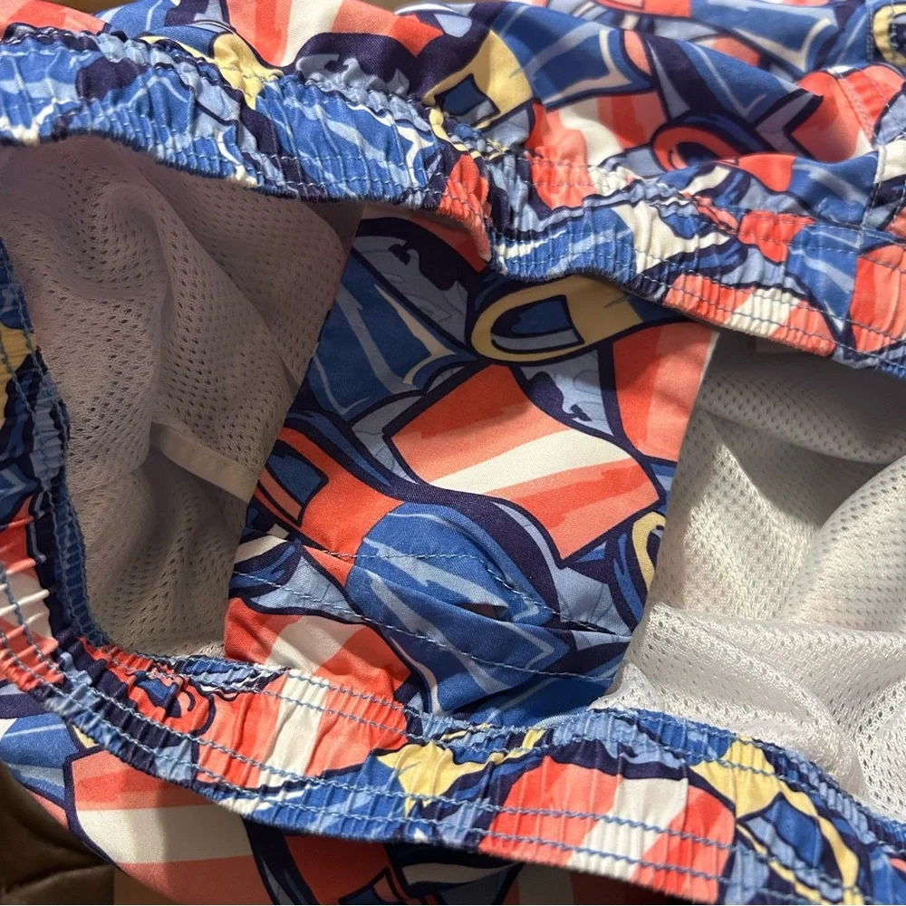 Vineyard Vines Men’s Swim Trunks XXL Flippers Fins‎ Design 6” Inseam
